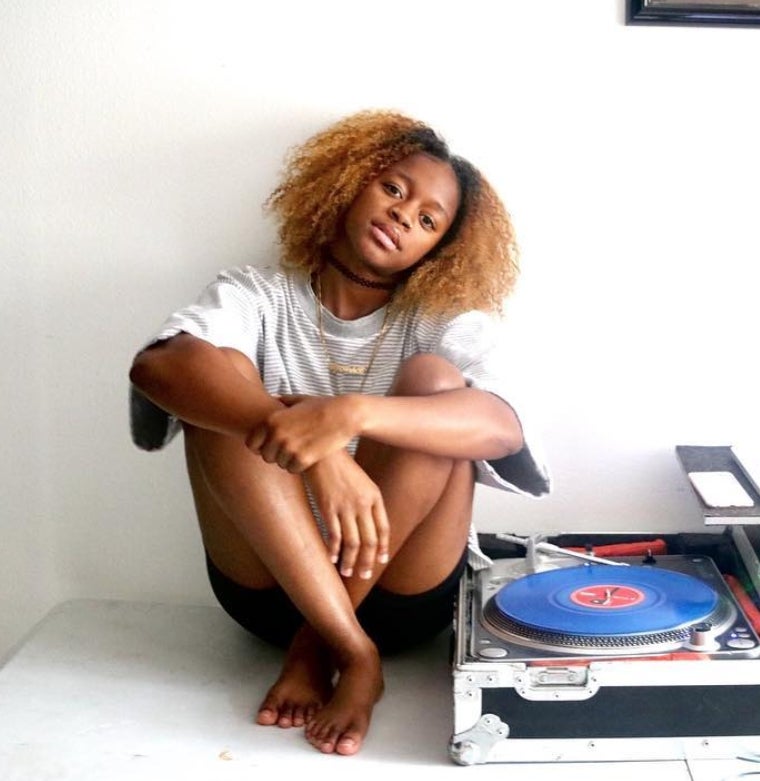 #BlackGirlMagic: This 21-Year-Old DJ Has The Internet Going Crazy With Her "Black TV Show Theme Songs" Mix
